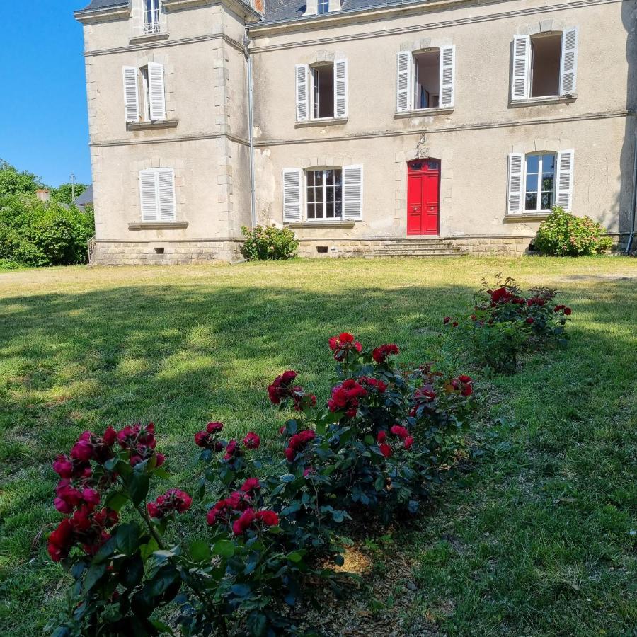 Chambres D'Hotes Chateau De Saint Etienne Du Bois Экстерьер фото